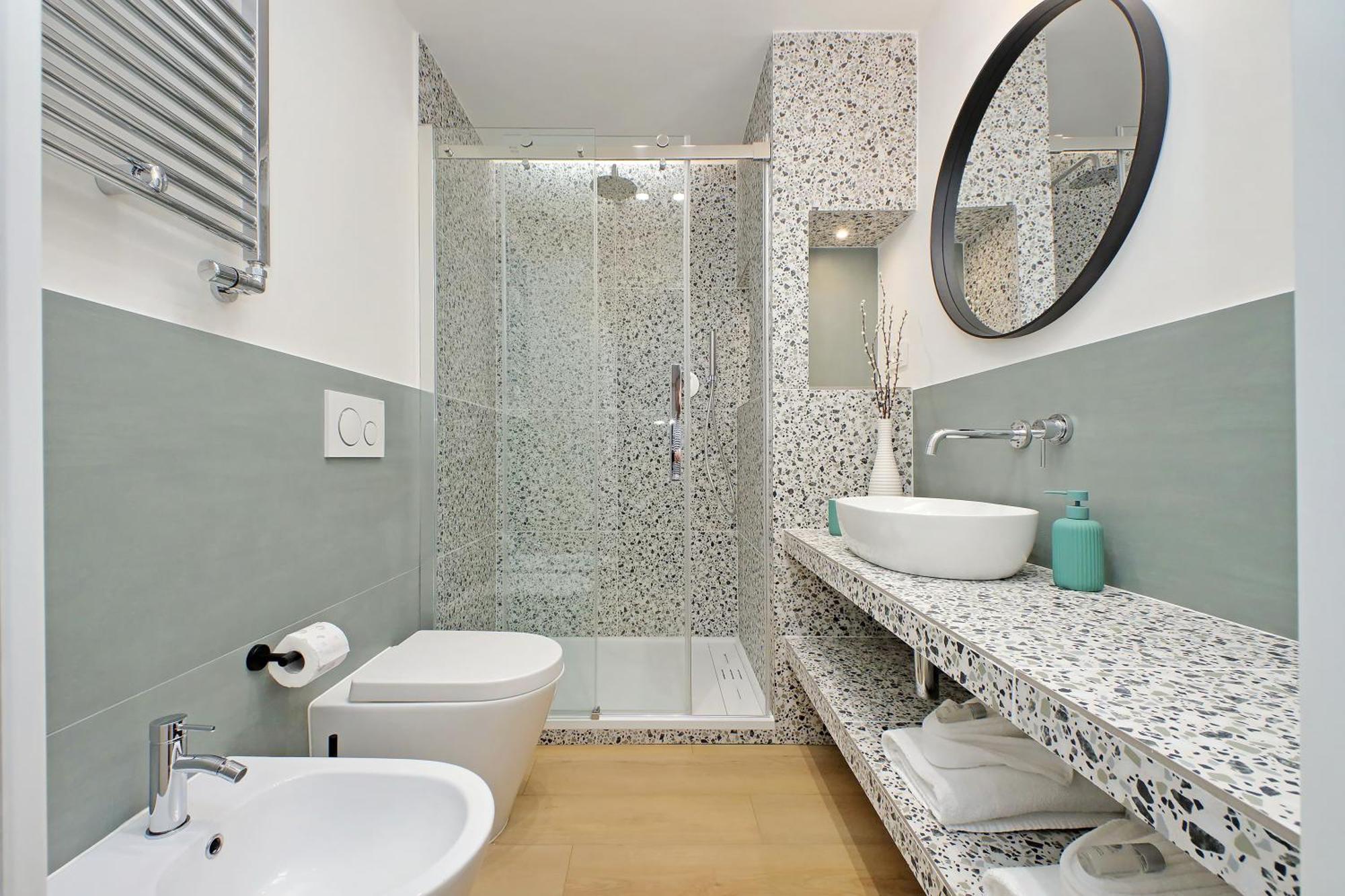 Ych-eleganza E Confort Vicino Metro Re Di Apartment